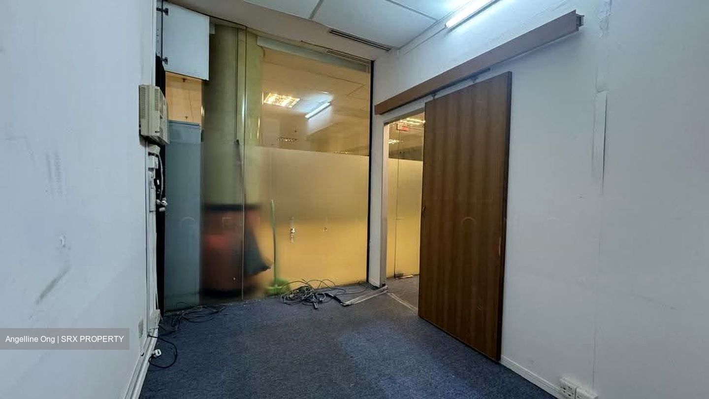 Concorde Shopping Centre (D3), Office #640258341